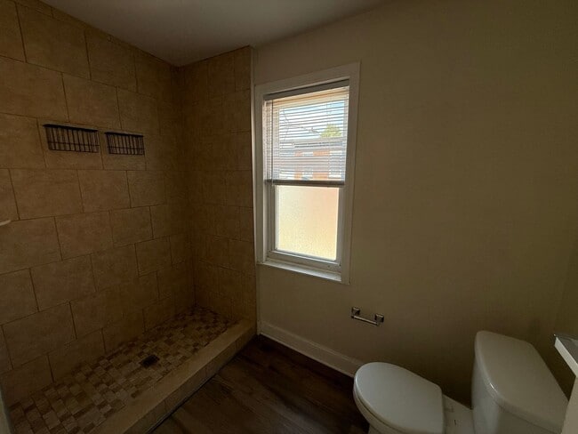 Photo - 1318 N 25th St Unidad 2