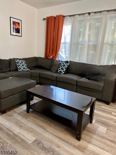 Photo - 112 Pompton Ave