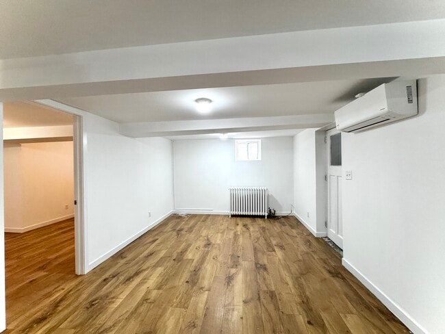 Photo - 135 Chisholm Ave Unité 5