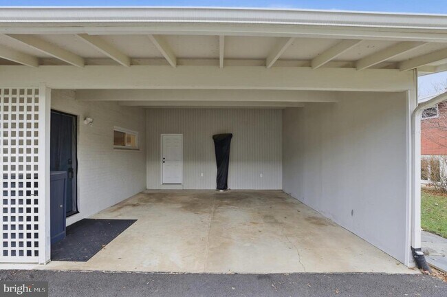 Photo - 6616 Beverly Ave