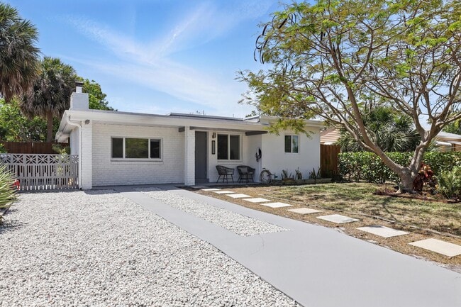 Photo - 1225 15th Ave N Casa