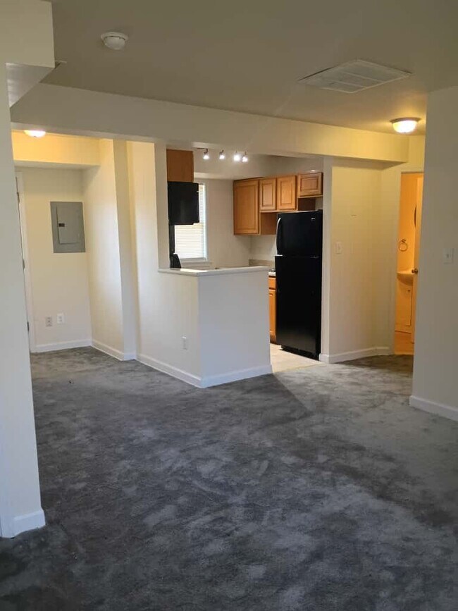 Photo - 2510 Kent Village Dr