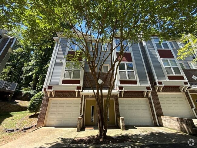 Building Photo - Villages of Eastover Glen Rental