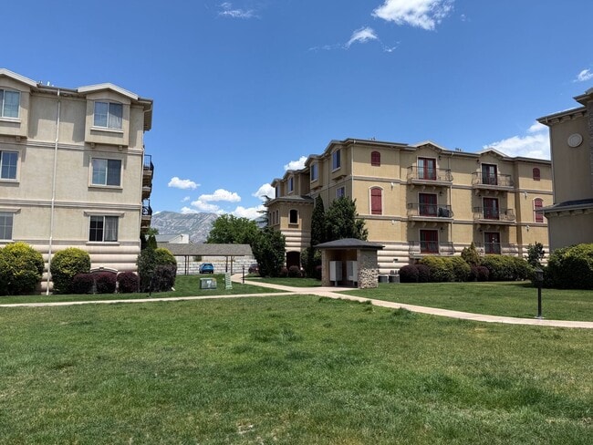 Photo - Beautiful condo with amazing amenities and a fabulous kitchen Unidad 412