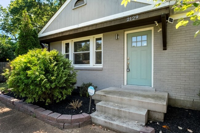 Photo - 2129 Crystal Dr