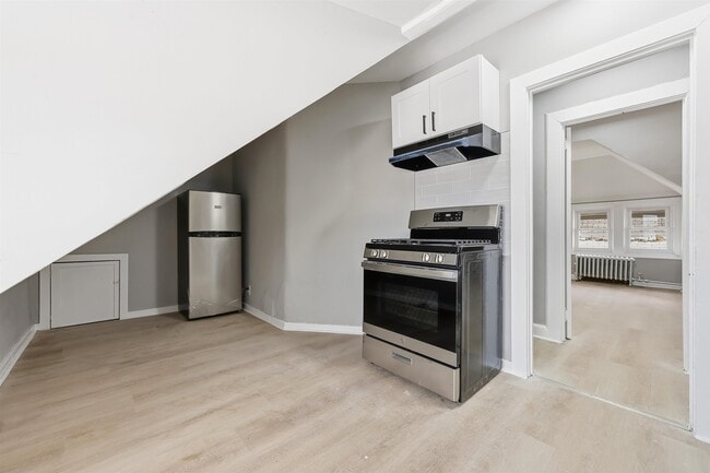 Photo - 40 Bayview Ave Unit 3