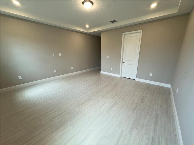 Photo - 2133 Divot Dr
