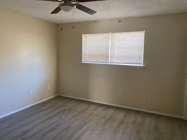 Photo - 5808 Woodsetter Ln