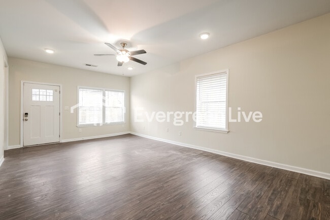 Photo - 1596 Jonesboro Rd SE