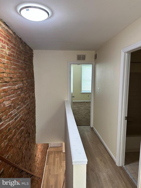 Photo - 115 N Curley St