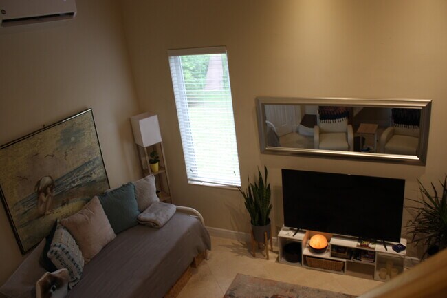 Photo - 5862 Homeland Rd