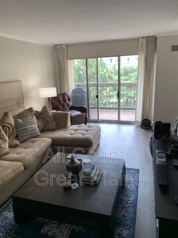 Photo - 2525 Main St Unit 715