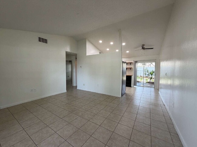 Photo - 3532 Glenburn Ct