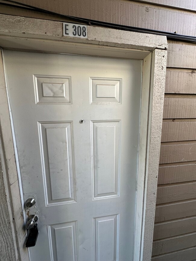 Photo - 9809 Walnut St Unit #E308