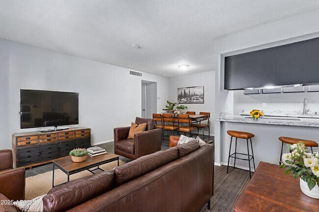 Photo - 5871 N 47th Dr