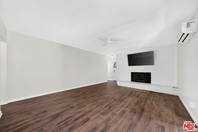 Photo - 5011 Stacy St Unit B