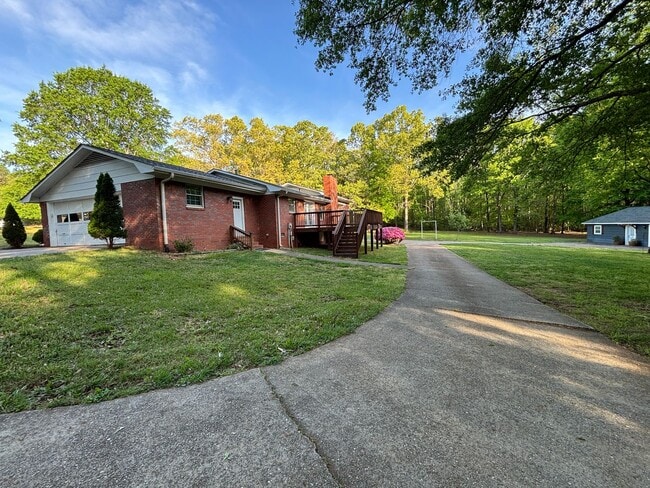 Photo - Space, Privacy & Flexibility – All in One Stunning Property