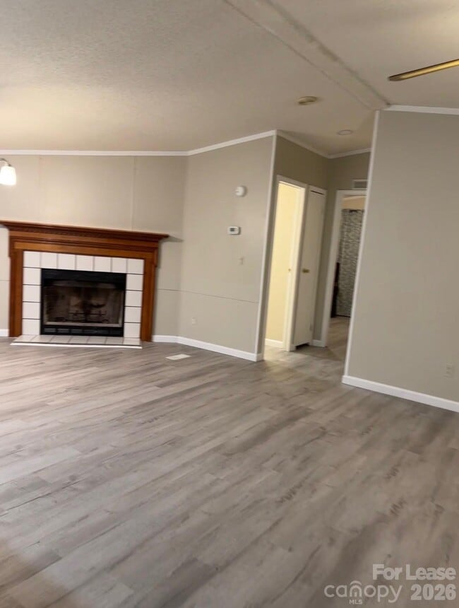 6117 Sunrise Ln