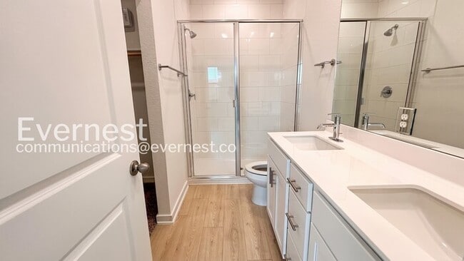 3 Bed/2 Bath Home with Garage / Pet-Friendly / Available Now!