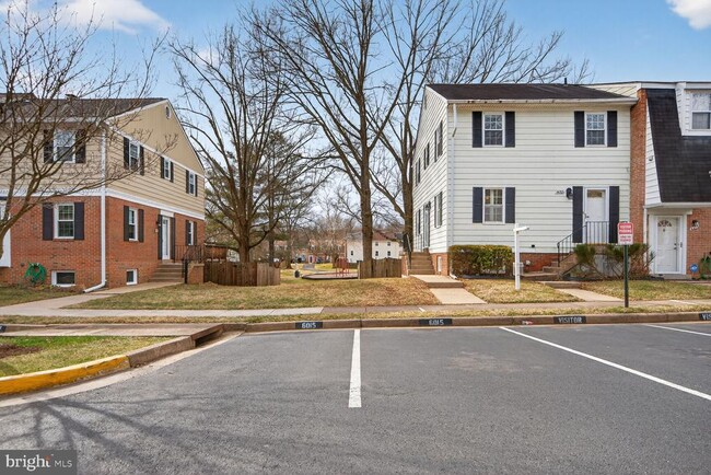 Photo - 6015 Ticonderoga Ct