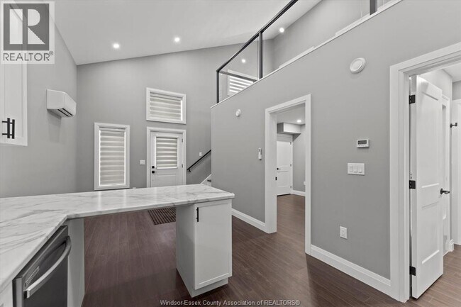 Photo - 1147 Hickory Rd