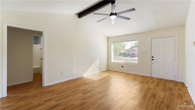 Photo - 11 N 22nd St