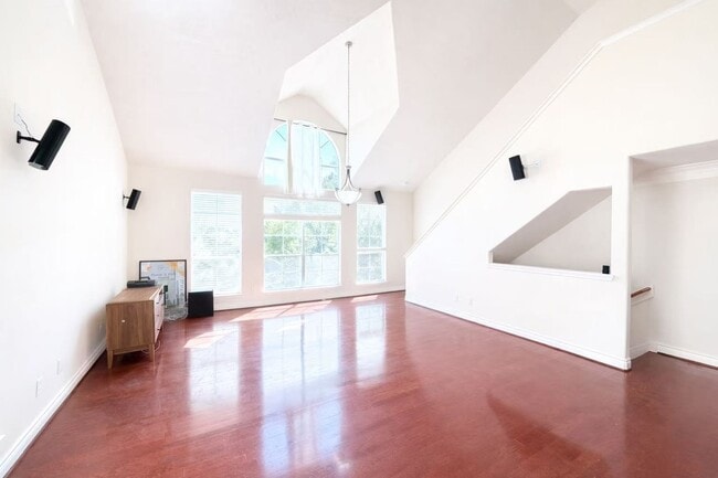 Photo - 3411 Clearview Cir