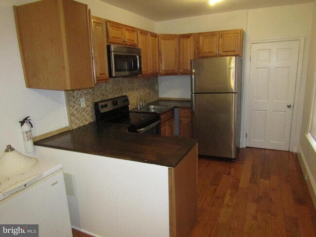 Photo - 2522 W Montgomery Ave