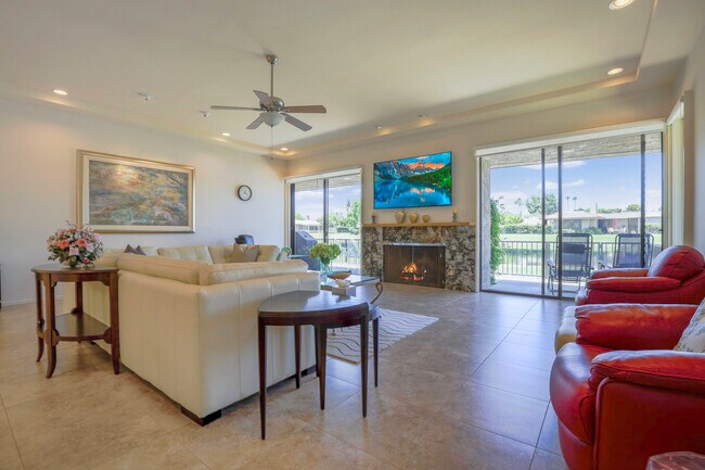 10 Colgate Dr