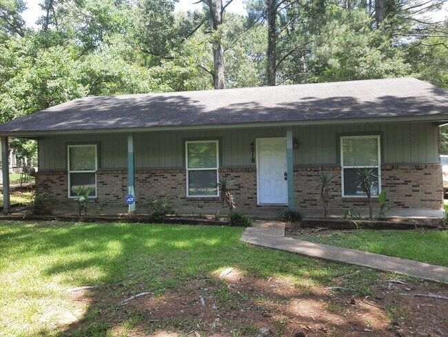 HUD ACCEPTED Nice home with Porch - HUD ACCEPTED Nice home with Porch