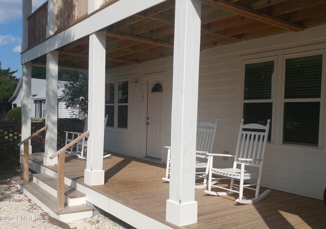 Photo - 130 Sunset Ln