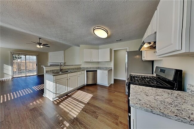 Photo - 3165 Bellestone Ct