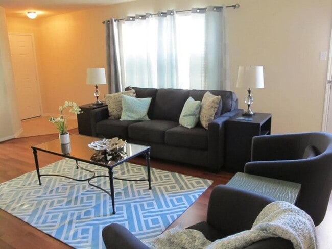 Photo - 3006 Thicket Path Way