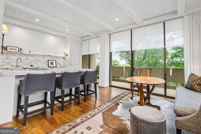 Photo - 2575 Peachtree Rd NE Unit 8D