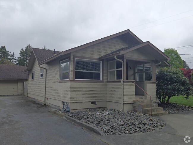 Building Photo - 741 Westgate Dr Unit cdbcd7d6-0a71-11f0-8b38-02608de04070 Rental