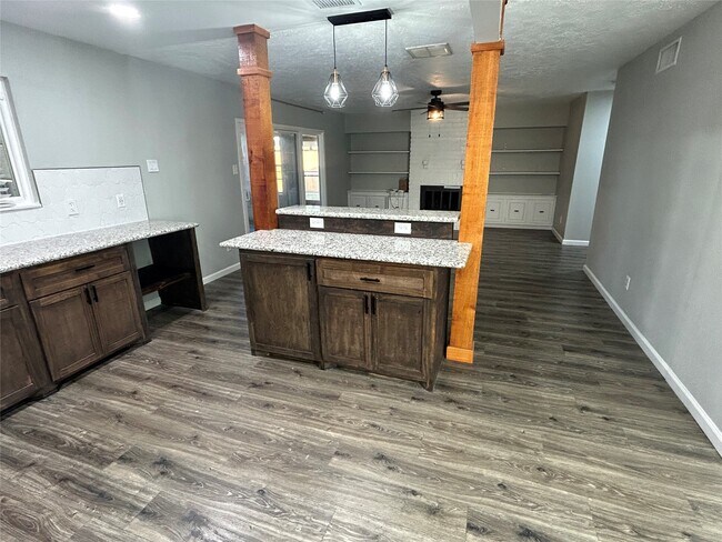 Photo - 8523 Riverside Walk Ln