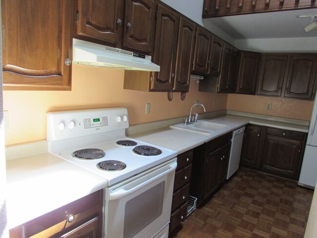 Building Photo - 636 Horizon Dr Unit 303 Rental