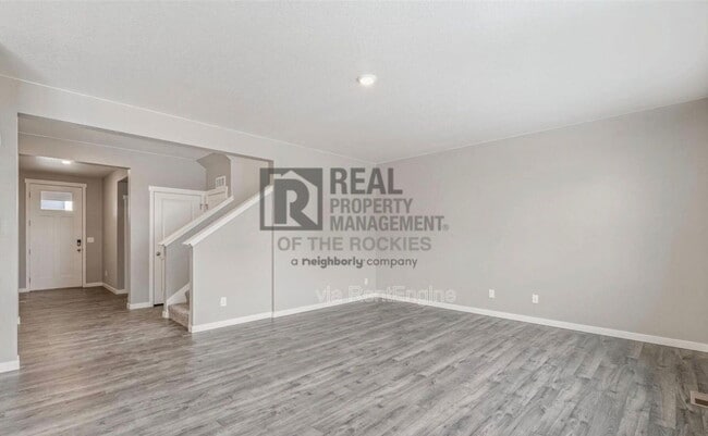 Photo - 325 64th Ave