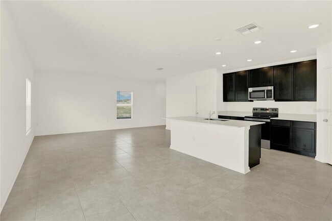 Photo - 517 Bell Prairie Cir