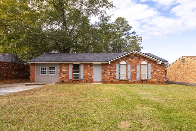 Building Photo - 2855 Viking Dr Rental