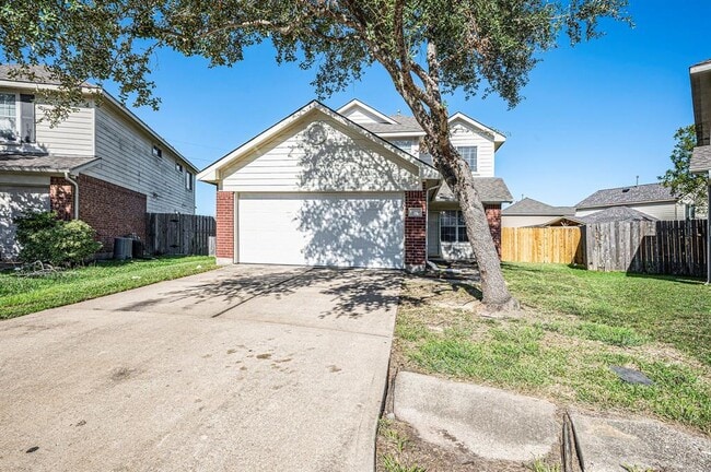Photo - 14306 Hillard Green Ln House