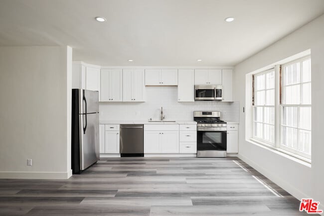 Photo - 1151 Horn Ave Unit 1