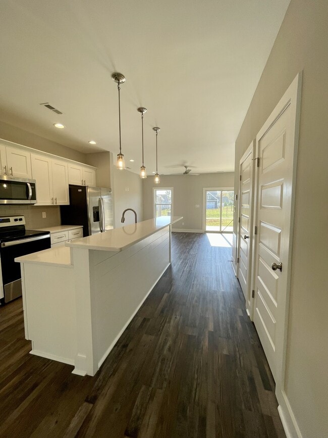 Photo - 39 Zentry Pl