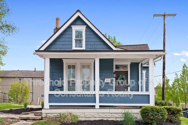 Building Photo - 61 E 7th Ave