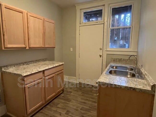 Photo - 6326 Vinewood St