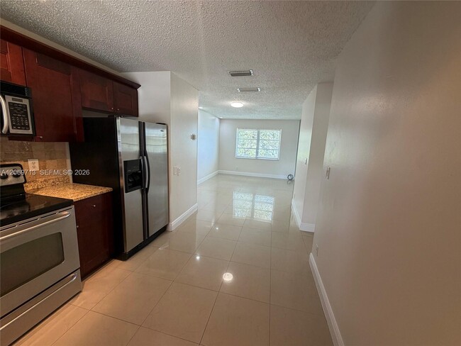 Building Photo - 432 Lakeside Dr Unit 257