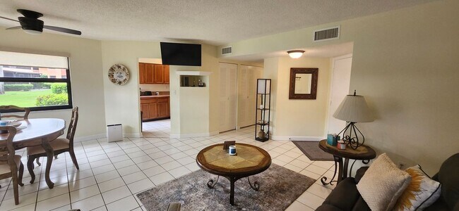 Photo - 1512 Mainsail Dr
