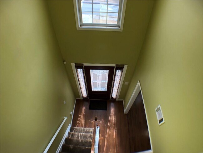 Photo - 3337 Baymount Way