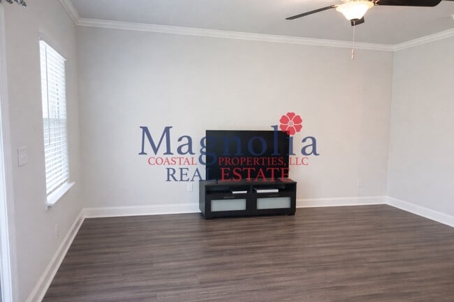 Photo - 3 Bedroom 2.5 Bathroom Townhome in Richmond Hill, GA