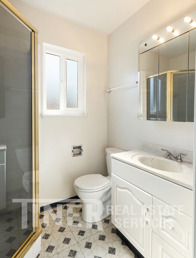 Photo - 2616 Luveta Way